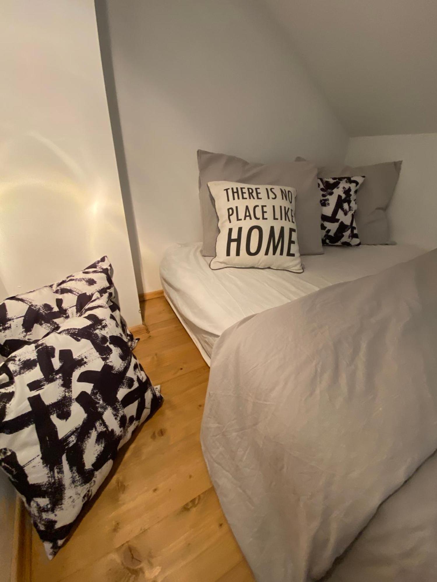 High Five Krakow Apartment Exterior photo