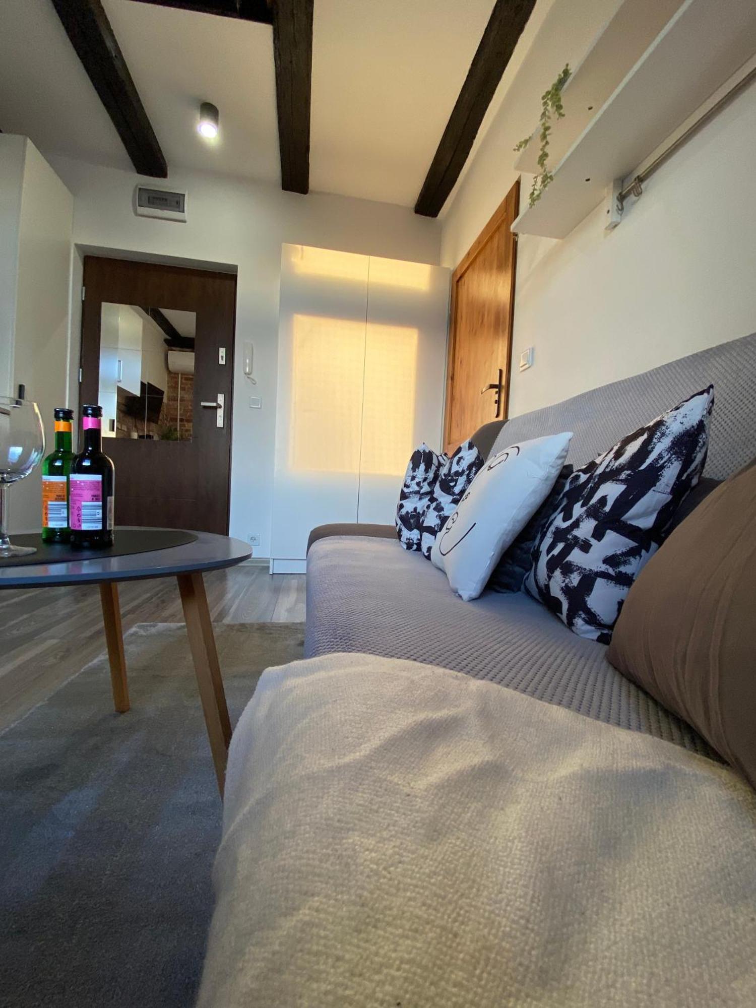 High Five Krakow Apartment Exterior photo